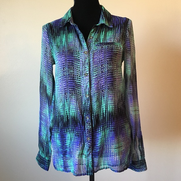 Volcom Tops - Volcom vibrant abstract button down